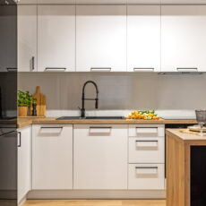 Kuchnia w mieszkaniu przygotowanym do wynajmu – zdjęcia wnętrz Kalisz